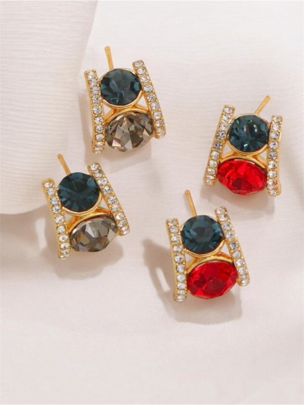 Duo Crystal Stud Earrings NWT 18KT Gold Plated PVD